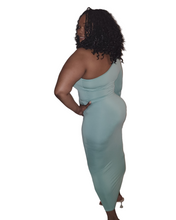 Load image into Gallery viewer, Showin out 2 piece mint green set
