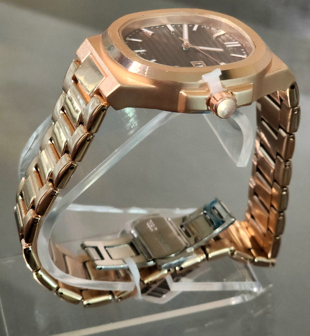 Chocolate rose men watch