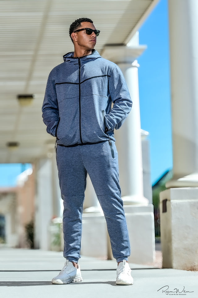 Men’s grey Steady Fit sweatsuit with zip hoodie and tapered joggers, structured modern fit