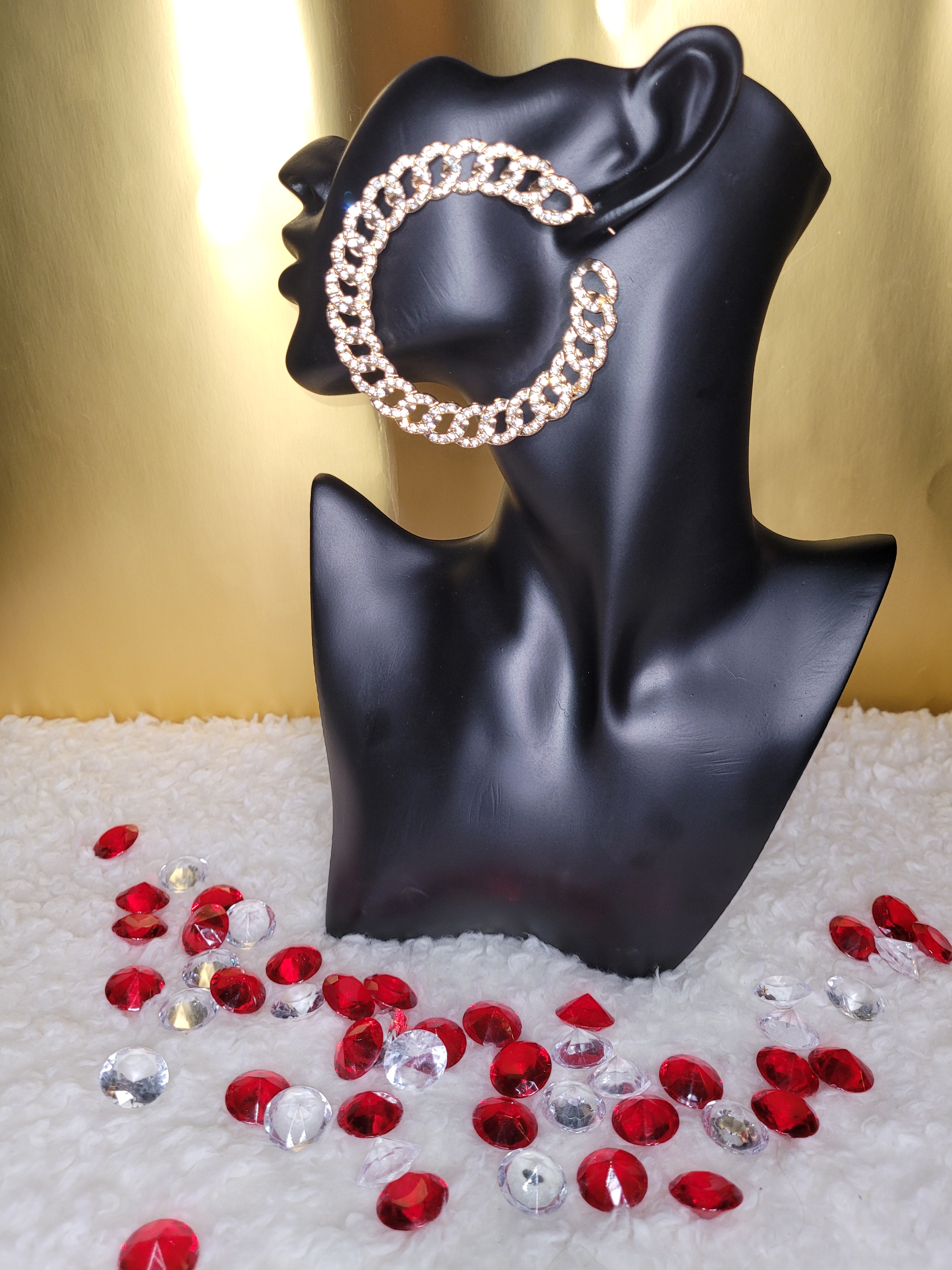 Gold linked Hoops - CianniJ's Clothing